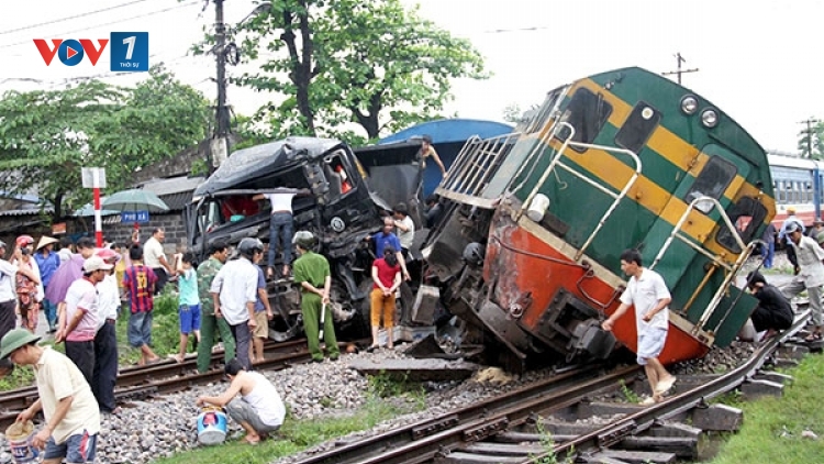 Quyết tâm kéo giảm tai nạn giao thông đường sắt (14/12/2015)