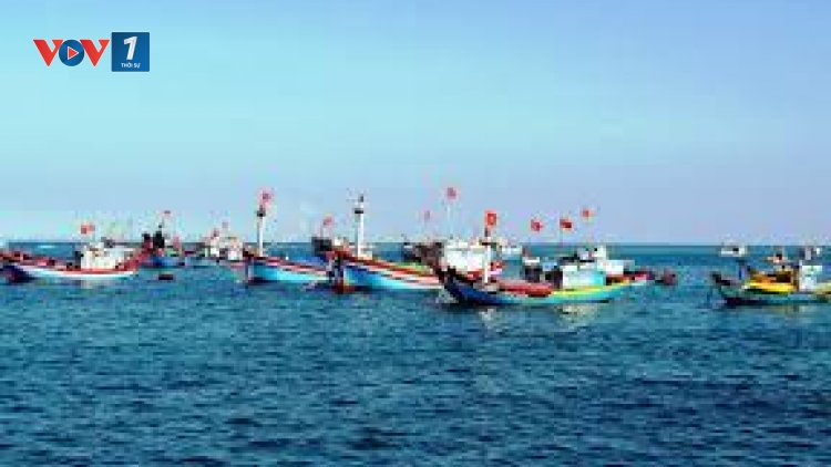 Bộ đội biên phòng Hà Tĩnh nâng cao công tác cứu nạn giúp ngư dân yên tâm vươn khơi (23/12/2015)