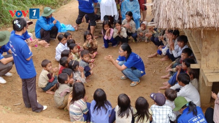 Câu chuyện về du lịch tình nguyện và những con người tình nguyện (31/12/2015)