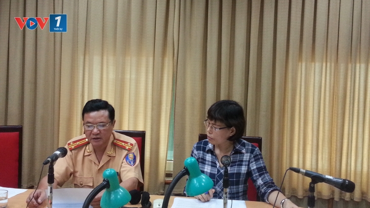 Chuyên gia của bạn ngày 19/8/2014: Tư vấn các quy định của pháp luật về giao thông đường bộ