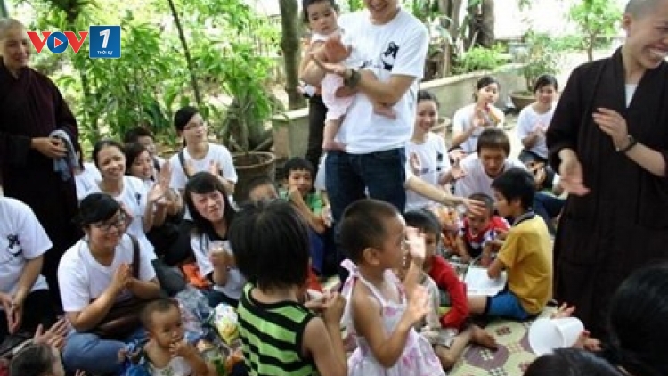 Thời sự đêm ngày 22/7/2014: Hà Nội khẩn trương điều tra, xác minh thông tin về việc mua bán trẻ em tại chùa Bồ Đề, quận Long Biên