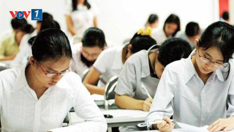 Theo dòng thời sự ngày 22/7/2014: Một kỳ thi quốc gia – cần thiết nhưng phải thận trọng khi triển khai
