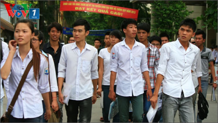 Thời sự đêm ngày 29/6/2014: Bộ Giáo dục & Đào tạo điều chỉnh quy định về đối tượng ưu tiên trong tuyển sinh Đại học - Cao đẳng năm nay