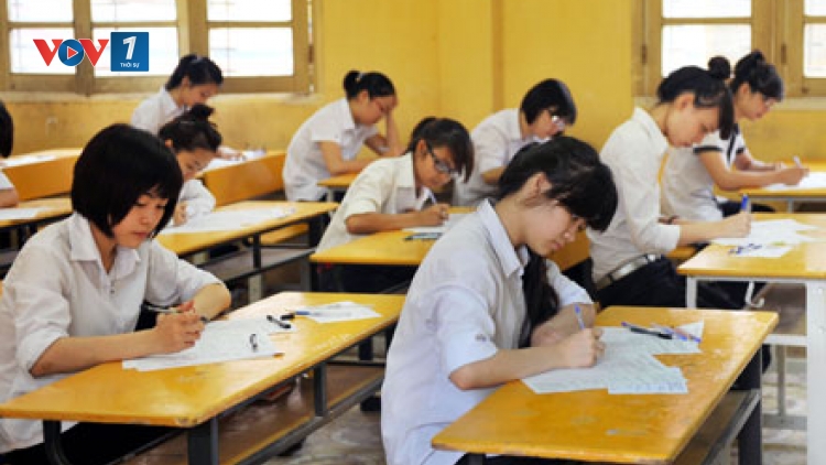Thời sự đêm ngày 18/12/2014: Công bố Dự thảo Quy chế tổ chức Kỳ thi Trung học Phổ thông Quốc gia và Quy chế Tuyển sinh Đại học - Cao đẳng chính qui năm 2015