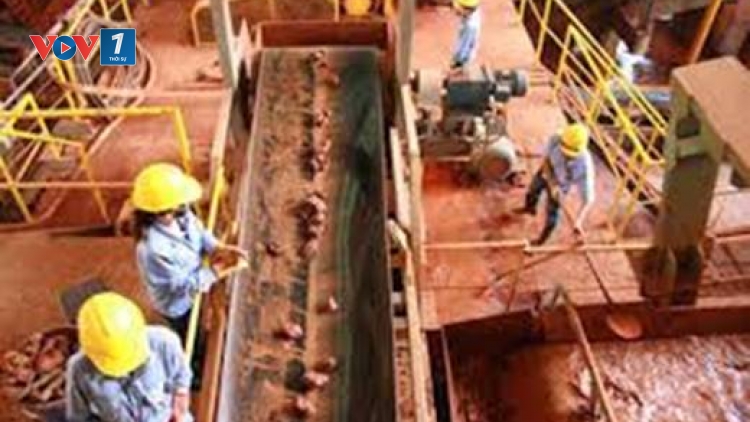Quy trình công nghệ hóc búa nhưng đầy hữu ích cho ngành công nghiệp Alumin của nước ta để biến bùn đỏ thành tinh quặng sắt.