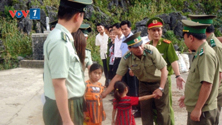Luật phòng chống mua bán người.