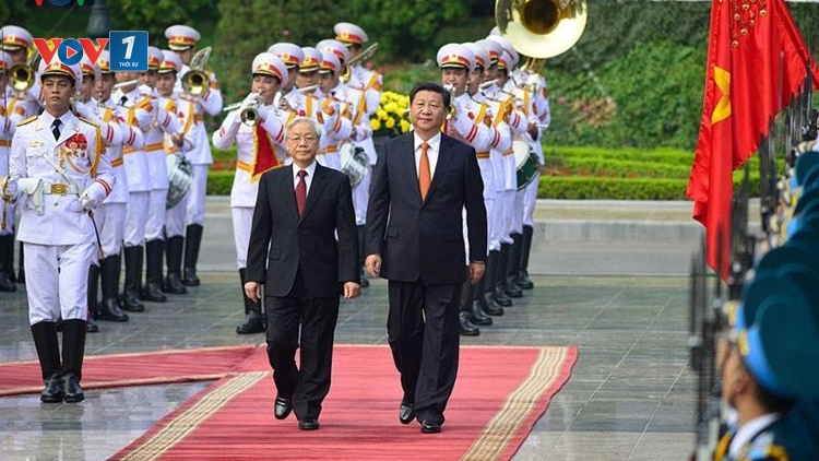 Tổng Bí thư, Chủ tịch Trung Quốc Tập Cận Bình và Phu nhân bắt đầu chuyến thăm cấp Nhà nước tới Việt Nam (Thời sự chiều ngày 5/11/2015)