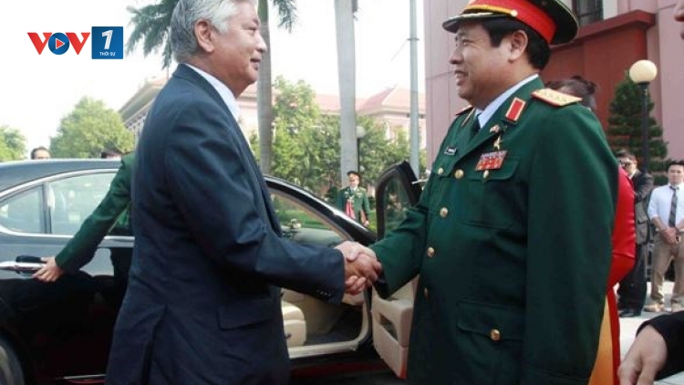 Bộ trưởng Bộ Quốc phòng Nhật Bản Gen Nakatani thăm chính thức Việt Nam. (Thời sự trưa 06/11/2015)
