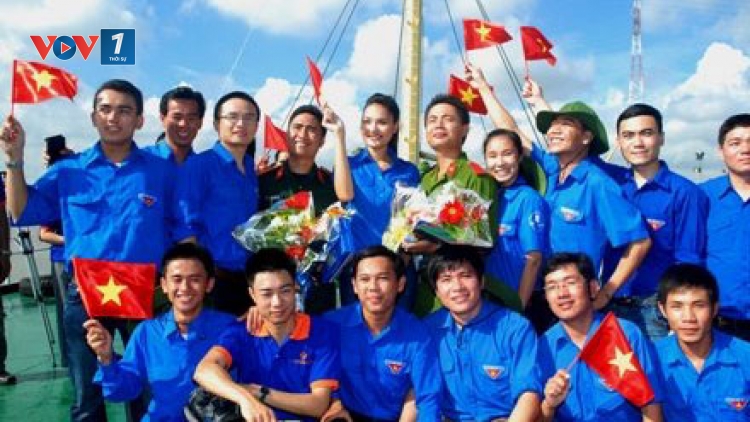 Tổ quốc gọi tên mỗi người trẻ