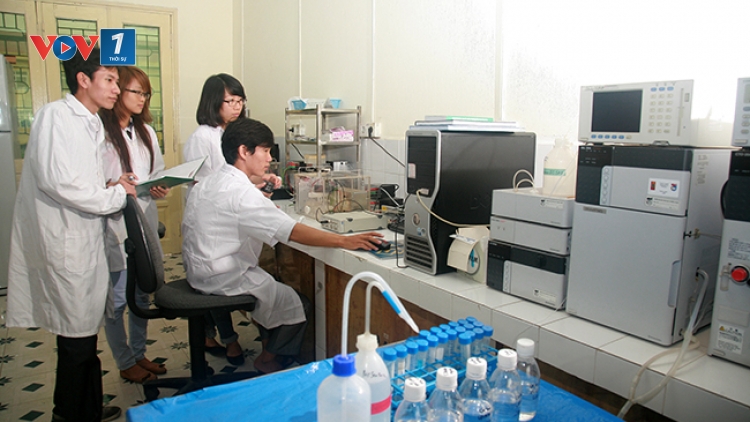 Khoa học và công nghệ ngày 03/02/2015: Tạo môi trường nghiên cứu khoa học cho các nhà khoa học trẻ trong các trường đại học.