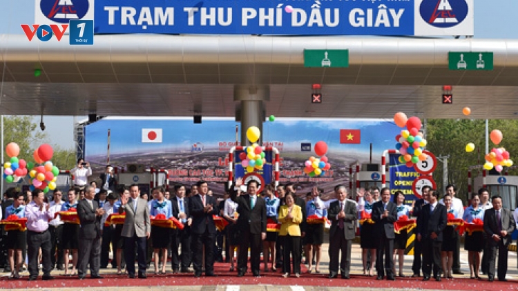 Thời sự trưa ngày 08/02/2015: Thủ tướng Nguyễn Tấn Dũng dự lễ thông xe đường cao tốc Thành phố Hồ Chí Minh - Long Thành - Dầu Giây