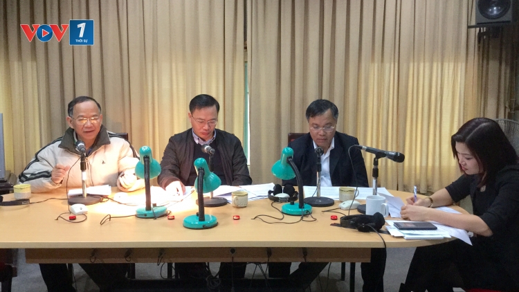 Diễn đàn kinh tế ngày 15/3/2015: Vì sao tăng giá điện?