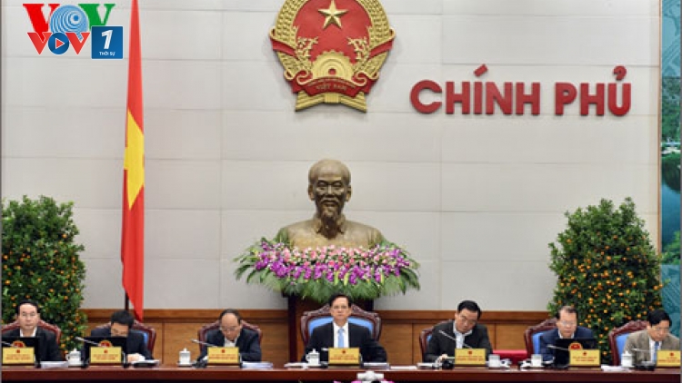 Thời sự chiều ngày 02/03/2015: Chủ trì phiên họp Chính phủ thường kỳ tháng 2, Thủ tướng Chính phủ Nguyễn Tấn Dũng yêu cầu: Trong năm nay, các thành viên Chính phủ phải tạo ra bước chuyển biến thực sự và mạnh mẽ về nâng cao sức cạnh tranh quốc gia.