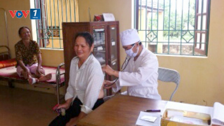 Chính phủ với người dân ngày 09/3/2015: Cần nâng cao vai trò của các trạm y tế xã, phường, thị trấn.