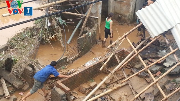 Thời sự chiều ngày 25/6/2015: Mưa lũ gây thiệt hại nặng nề cho các địa phương miền Bắc.