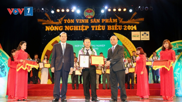 Thời sự trưa ngày 7/6/2015: Tôn Vinh 145 sản phẩm nông nghiệp Việt Nam tiêu biểu 2014.