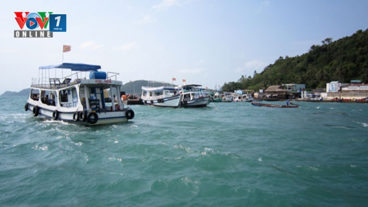Du lịch đảo: Tiềm năng và triển vọng (Biển đảo Việt Nam ngày 10/8/2015)