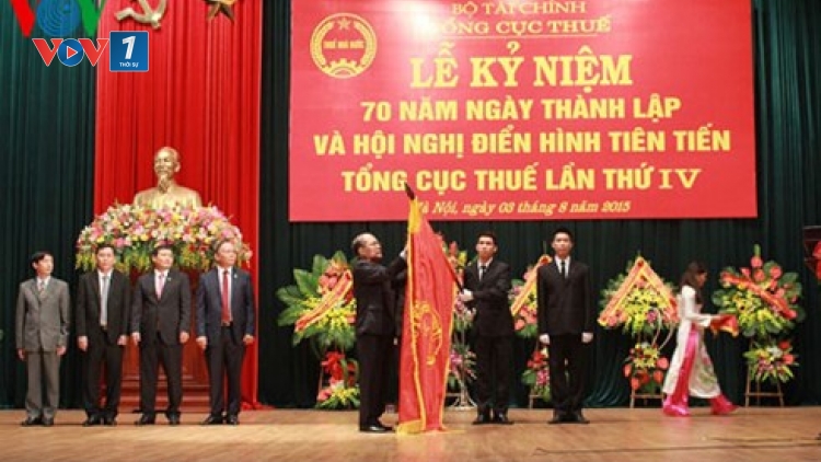 Thời sự chiều ngày 3/8/2015: Chủ tịch Quốc hội Nguyễn Sinh Hùng dự kỷ niệm 70 năm ngày thành lập Tổng cục Thuế.