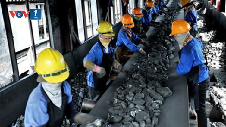 Tập trung các nghị quyết nhằm tái cấu trúc ngành than hiệu quả (Kinh tế ngày 5/8/2015)