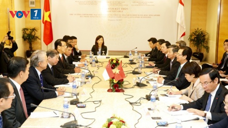 Thời sự đêm ngày 9/8/2015: Thủ tướng Nguyễn Tấn Dũng dự Tọa đàm bàn tròn với các doanh nghiệp hàng đầu Singapore.
