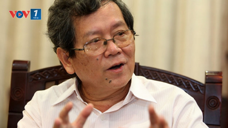 Tham vọng quyền lực và sự tha hóa.