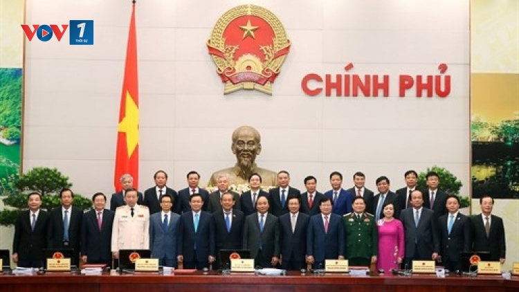 Chính phủ ban hành Chương trình hành động với 6 nhiệm vụ trọng tâm (Thời sự trưa 19/11/2016)