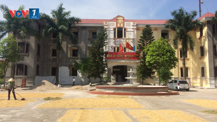 Đừng chạy theo thành tích để sa lầy trong nợ (7/11/2016)