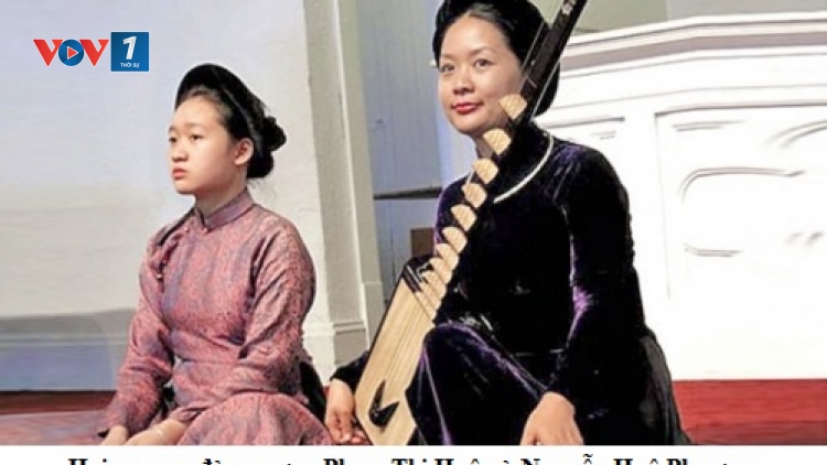Nghệ nhân ưu tú, ca nương Phạm Thị Huệ, người “cháy hết mình” để bảo tồn nghệ thuật ca trù. (23/11/2016)