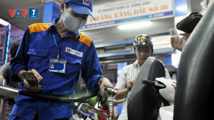 Giá xăng RON 92 đã tăng 47 đồng/lít từ chiều nay (Thời sự đêm 4/11/2016)