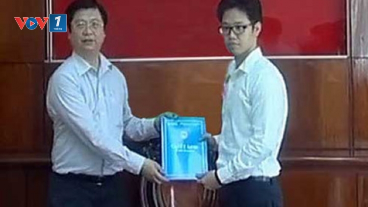 Ban chỉ đạo Tây Nam Bộ thành lập tổ công tác kiểm tra toàn bộ quy trình tuyển dụng, bổ nhiệm “siêu tốc”  ông Vũ Minh Hoàng (26 tuổi) làm Phó Vụ trưởng Vụ Kinh tế Ban chỉ đạo Tây Nam Bộ (Thời sự trưa 12/12/2016)