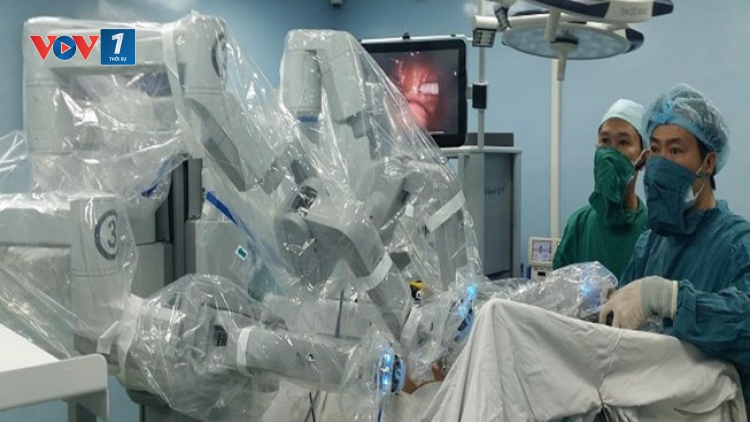Bệnh viện Bình Dân, thành phố Hồ Chí Minh lần đầu tiên áp dụng phẫu thuật bằng Robot (Thời sự chiều 10/12/2016)