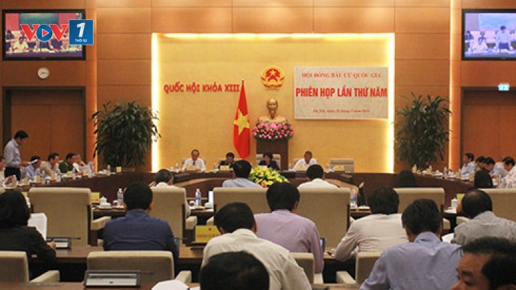 Chủ tịch Quốc hội, Chủ tịch Hội đồng bầu cử Quốc gia Nguyễn Thị Kim Ngân khẳng định: Công tác chuẩn bị bầu cử đang được tiến hành đúng luật (Thời sự trưa 18/5/2016)