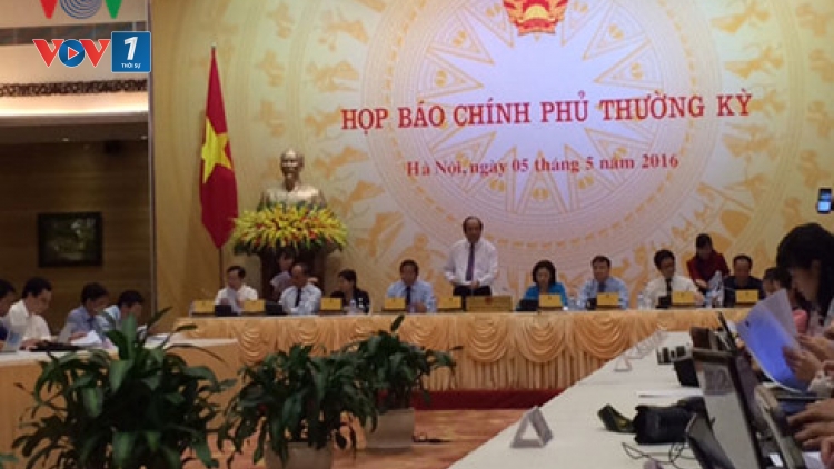 Thứ trưởng Bộ Công thương Đỗ Thắng Hải cho biết, số hóa chất nhập về của khu công nghiệp Formosa, Hà Tĩnh là đúng quy định. (Thời sự đêm 05/5/2016)