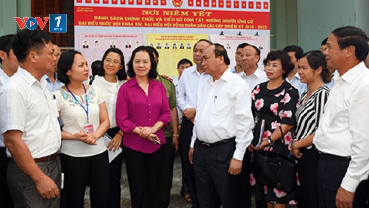 Thủ tướng Nguyễn Xuân Phúc tiếp xúc cử tri và vận động bầu cử tại thành phố Hải Phòng (Thời sự chiều 8/5/2016)
