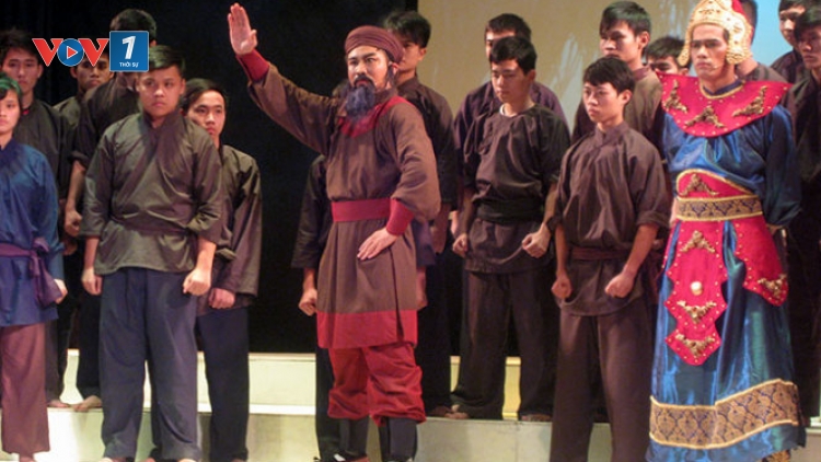 Nghệ sĩ Quang Khải, diễn viên Nhà hát cải lương Việt Nam với niềm đam mê nghệ thuật cải lương và nỗ lực để truyền tải những thông điệp sống tốt đẹp tới khán giả (6/6/2016)