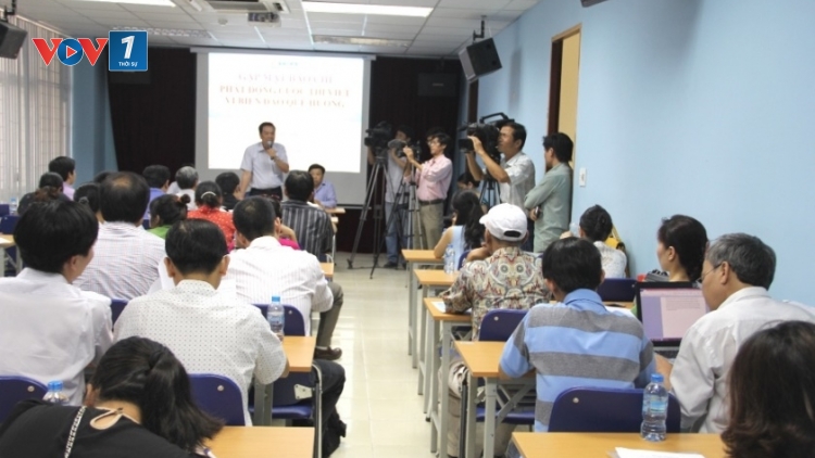 Cuộc thi viết “Vì biển đảo quê hương”- khơi dậy tình yêu biển đảo. (6/6/2016)