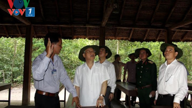 Tổng Bí thư Nguyễn Phú Trọng làm việc tại tỉnh Tây Ninh, kiểm tra việc triển khai Nghị quyết Đại hội 12 của Đảng (Thời sự chiều 5/6/2016)