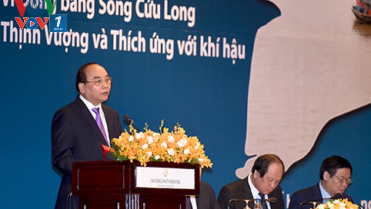 Thủ tướng Nguyễn Xuân Phúc dự Diễn đàn Đồng bằng sông Cửu Long với nội dung chủ yếu thảo luận về thách thức và cơ hội đối với khu vực này trước tình trạng biến đổi khí hậu (Thời sự trưa 27/6/2016)