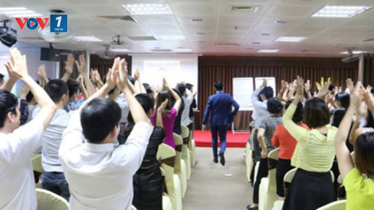 Bộ Công Thương công bố hàng loạt sai phạm nghiêm trọng của một số công ty bán hàng đa cấp lớn nhất cả nước (Thời sự trưa 11/7/2016)
