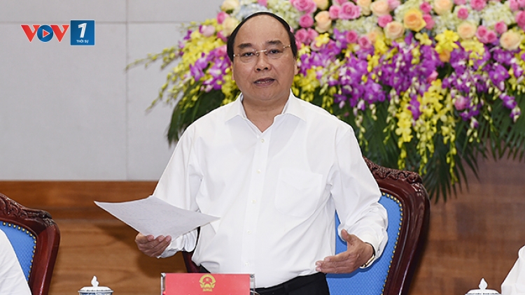 Thủ tướng Nguyễn Xuân Phúc chỉ đạo các địa phương, bộ ngành tháo gỡ nhiều “điểm nóng” để hoàn thành mục tiêu phát triển kinh tế xã hội. (Thời sự chiều 01/7/2016)