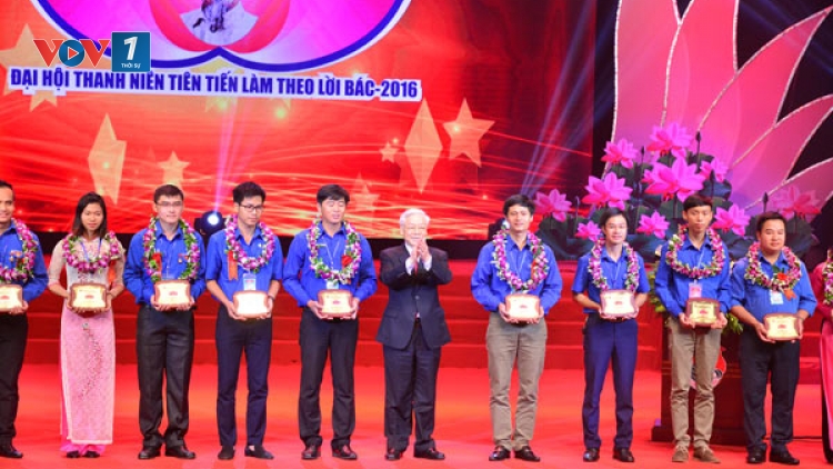 Tổng Bí thư Nguyễn Phú Trọng yêu cầu: Mỗi thanh niên tự soi lại mình, lấy cái đẹp - dẹp cái xấu. (Thời sự chiều 29/8/2016)