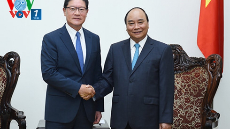 Thủ tướng Nguyễn Xuân Phúc tiếp ông Jung Young Soo, Cố vấn toàn cầu cấp cao Tập đoàn CJ và tiếp ông Huh Myung Soo Chủ tịch Tập đoàn GS của Hàn Quốc (Thời sự đêm 28/9/2016)