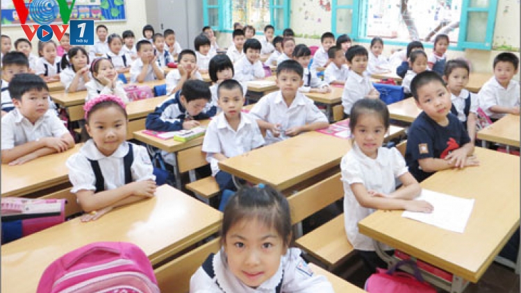 Năm học mới: Liệu học sinh có được giảm áp lực học hành (5/9/2016)