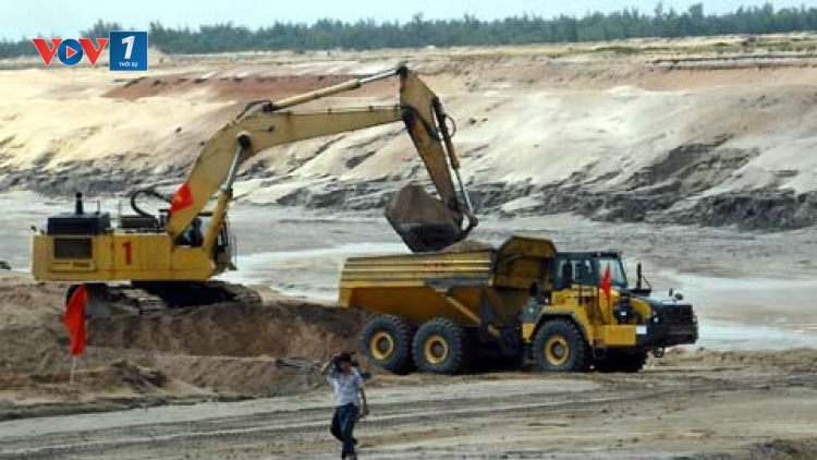 Dự án khai thác mỏ sắt Thạch Khê- Hà Tĩnh- “trở đi mắc núi, trở lại mắc sông (19/01/2017)