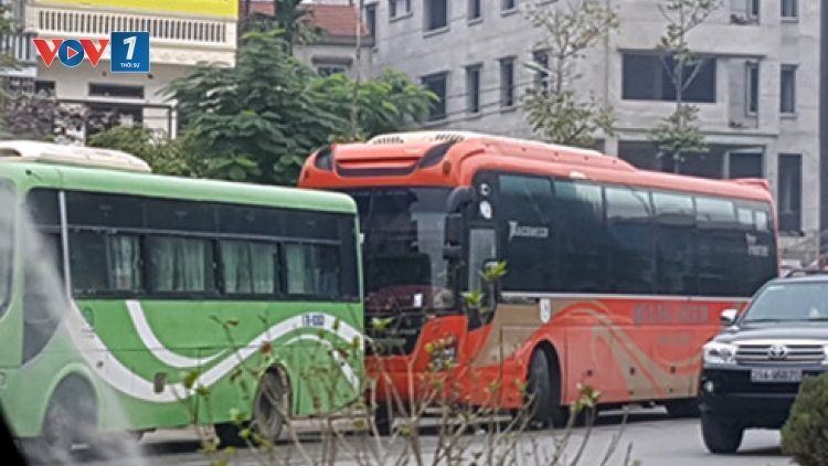 Phức tạp bến xe khách tự phát: Làm sao để giải quyết (13/1/2017)