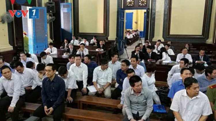 Viện Kiểm sát nhân dân cấp cao tại Thành phố Hồ Chí Minh đề nghị y án sơ thẩm về hình phạt đối với 25 bị cáo trong vụ án thất thoát hơn 9.000 tỷ đồng tại Ngân hàng Xây dựng Việt Nam. (Thời sự chiều 10/01/2017)
