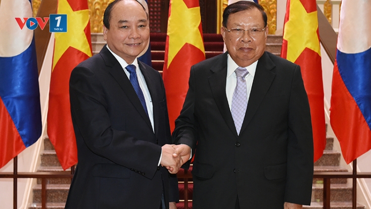 Vun đắp quan hệ đặc biệt, hợp tác toàn diện Việt Nam- Lào (19/12/2017)