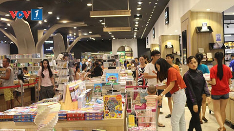 "Thành phố sách" đầu tiên tại thành phố Hồ Chí Minh đi vào hoạt động với diện tích gần 3.000 m2 (Thời sự trưa 02/12/2017)