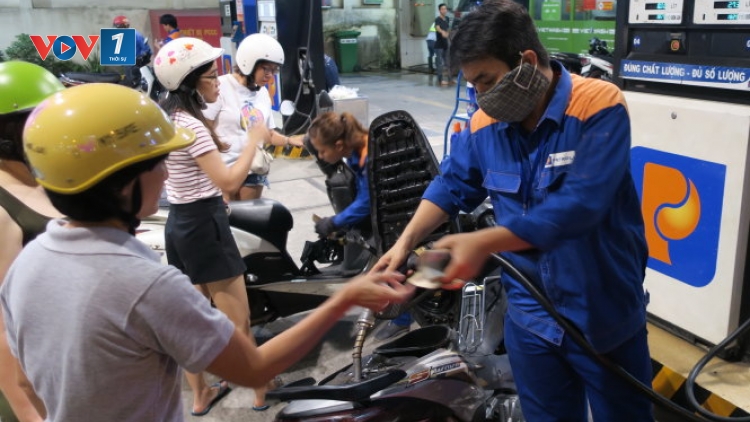 Tăng thuế môi trường xăng dầu sẽ tác động mạnh đến nền kinh tế (17/02/2017)