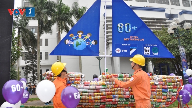 Tiết kiệm điện: “Tắt đèn, bật tương lai” – Hiệu ứng tích cực từ cộng đồng hưởng ứng Giờ trái đất 2017 (16/3/2017)